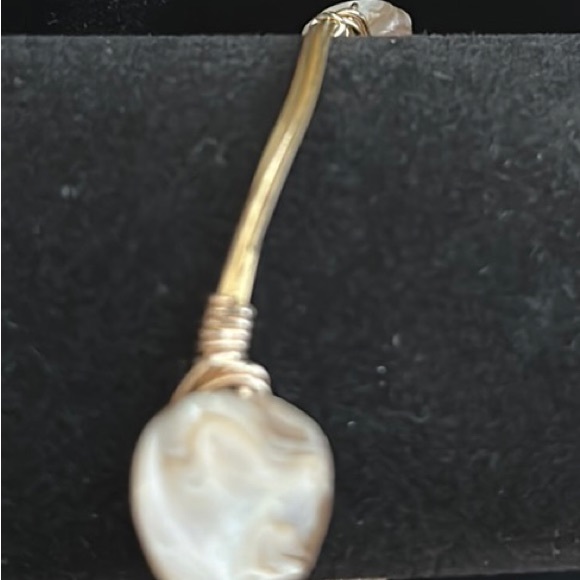 Copper wired bracelet with three stones - Picture 10 of 10